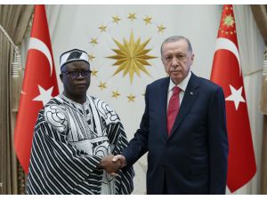 Burkina Faso'nun Ankara Büyükelçisi Some, Cumhurbaşkanı Erdoğan'a güven mektubu sundu
