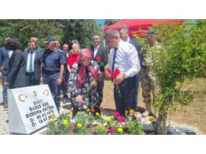 15 Temmuz şehidi Barış Efe Karabük'teki mezarı başında anıldı