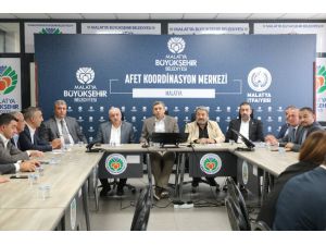 MHP heyeti depremden etkilenen Malatya'da incelemelerde bulundu