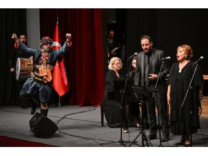 İzmir'de "Türkiye Yüzyılı'nın Kahramanları: Yıpratma" paneli düzenlendi