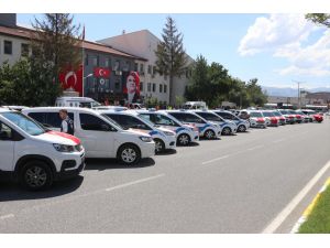 Erzincan Emniyet Müdürlüğü filosuna katılan 40 yeni araç hizmete girdi