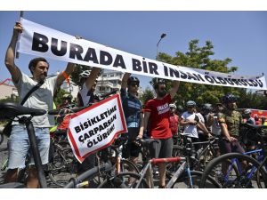 Kadıköy'deki kazada ölen bisikletçi Doğanay Güzelgün için pedal çevirdiler