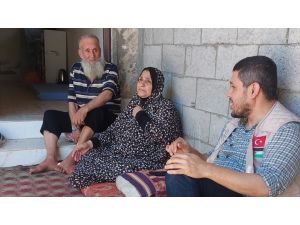 Hak İnsani Yardım Derneği, İsrail saldırılarında evi yıkılan Filistinli'ye ev hediye etti