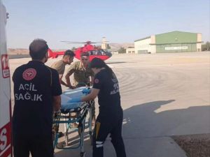 Yaylada akrebin soktuğu çoban ambulans helikopterle hastaneye ulaştırıldı