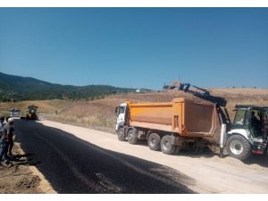 Çorum'un Dodurga-İskilip kara yolunun heyelan nedeniyle çöken bölümü onarıldı