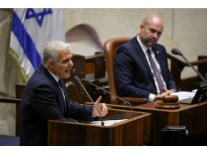 İsrail'de muhalefet Meclisin onayladığı yasayı Yüksek Mahkeme'ye taşıyor