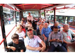 Düzce'de "Gez Gör Otobüsü" ilk seferini basın mensuplarıyla yaptı