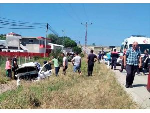 Sinop'ta su kanalına devrilen otomobildeki 7 kişi yaralandı