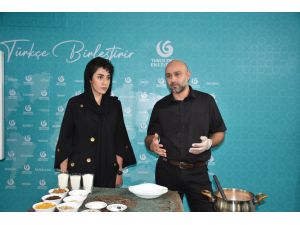 İranlılar, Yunus Emre Enstitüsünün etkinliğinde Türkiye'nin aşure kültürüyle tanıştı