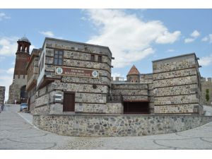 Erzurum Kültür ve Sanat Evi'nin açılışı yapıldı