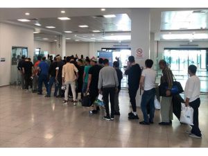 Kocaeli'de 72 düzensiz göçmen sınır dışı edildi