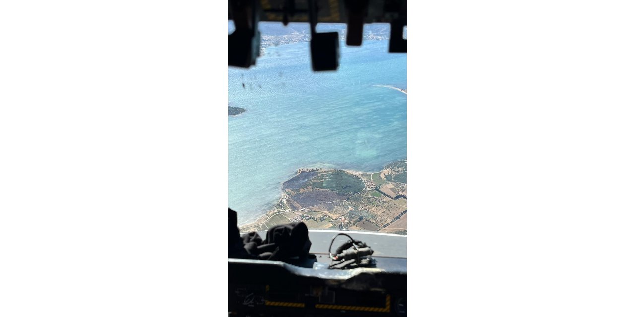 İzmir'de makilik alanlarda çıkan yangınlar kontrol altına alındı