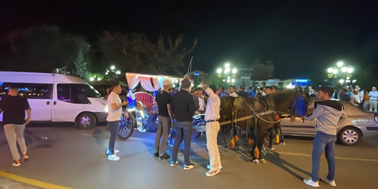 Erzurum'da faaliyetleri yasaklanan faytoncuların eylemine ilişkin 3 şüpheli tutuklandı