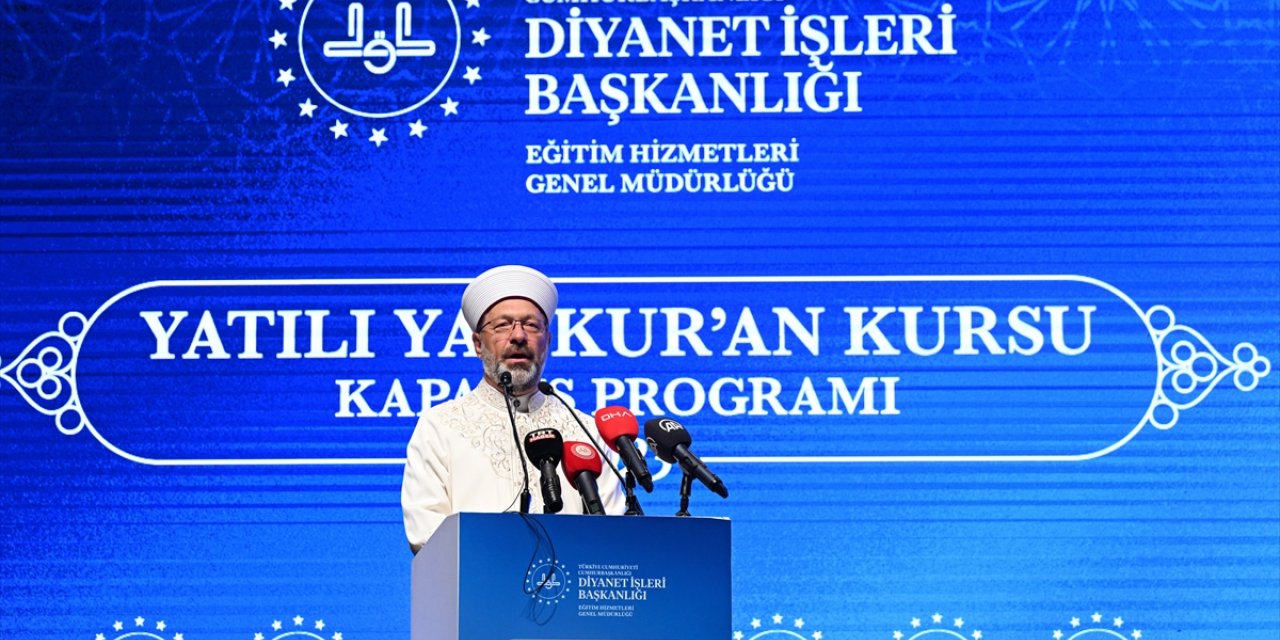 Diyanet İşleri Başkanı Erbaş, Yatılı Yaz Kur'an Kursu Kapanış Programı'na katıldı: