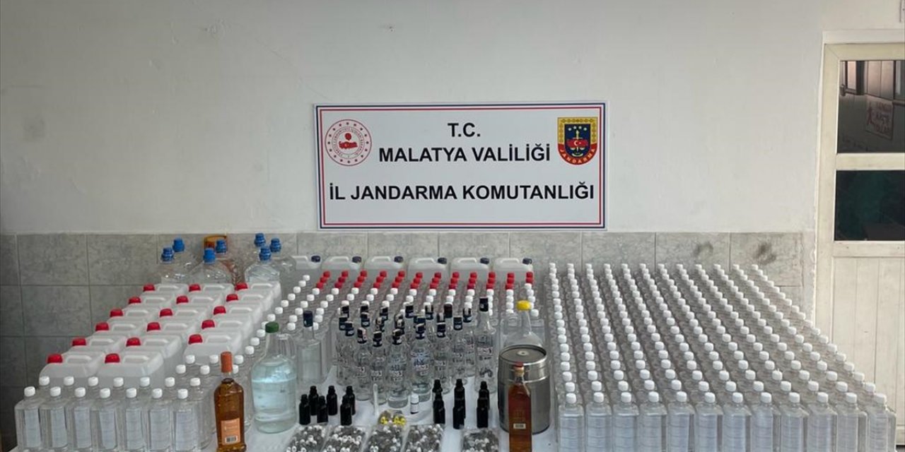 Malatya'da 230 litre kaçak içki ele geçirildi