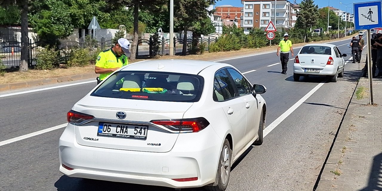 Samsun'da trafik denetimlerinde 34 sürücüye ceza kesildi