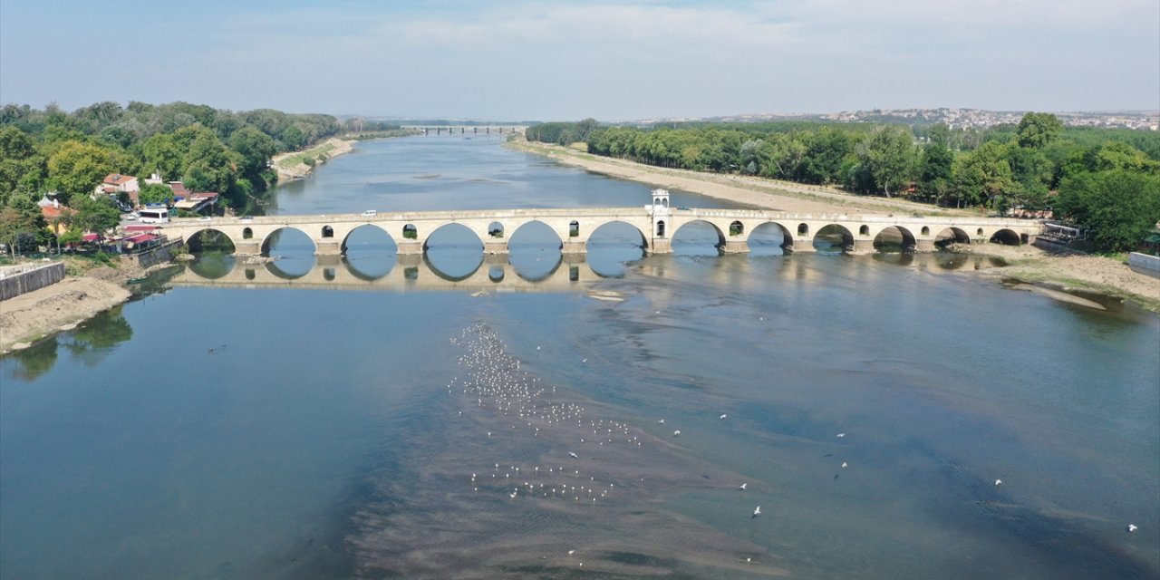 Edirne'de  Meriç ve Tunca nehirlerinin su seviyesi düştü