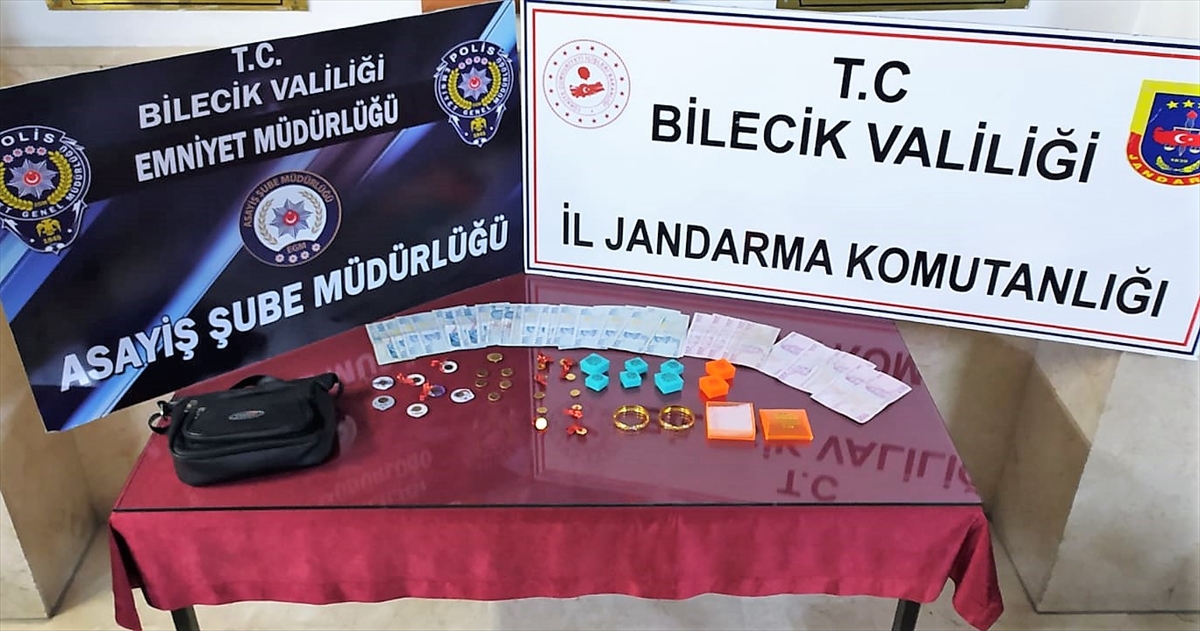 Bilecik'te bir kişinin takılarını alan telefonla dolandırıcılık şüphelisi yakalandı