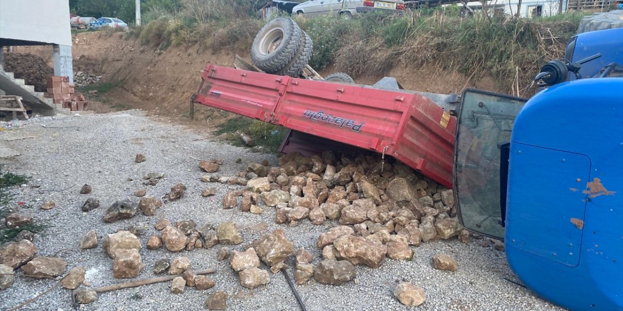 Bolu'da devrilen traktörün altında kalan 2,5 yaşındaki çocuk öldü