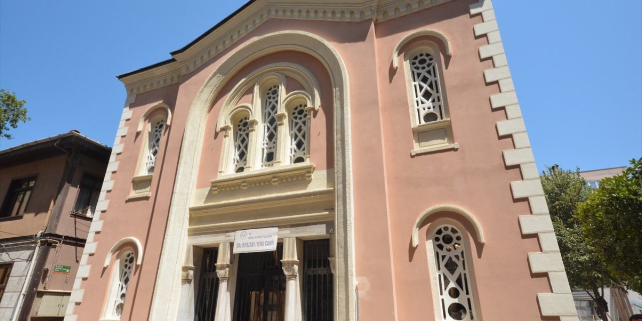 Bursa'da tarihi Balıkpazarı Cami'nin restorasyonu tamamlandı