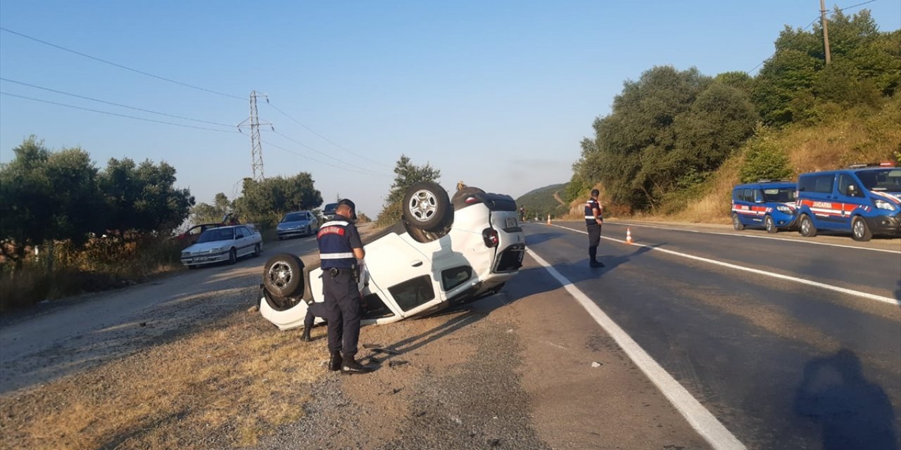 Yalova'da zincirleme trafik kazasında 2 kişi öldü, 5 kişi yaralandı