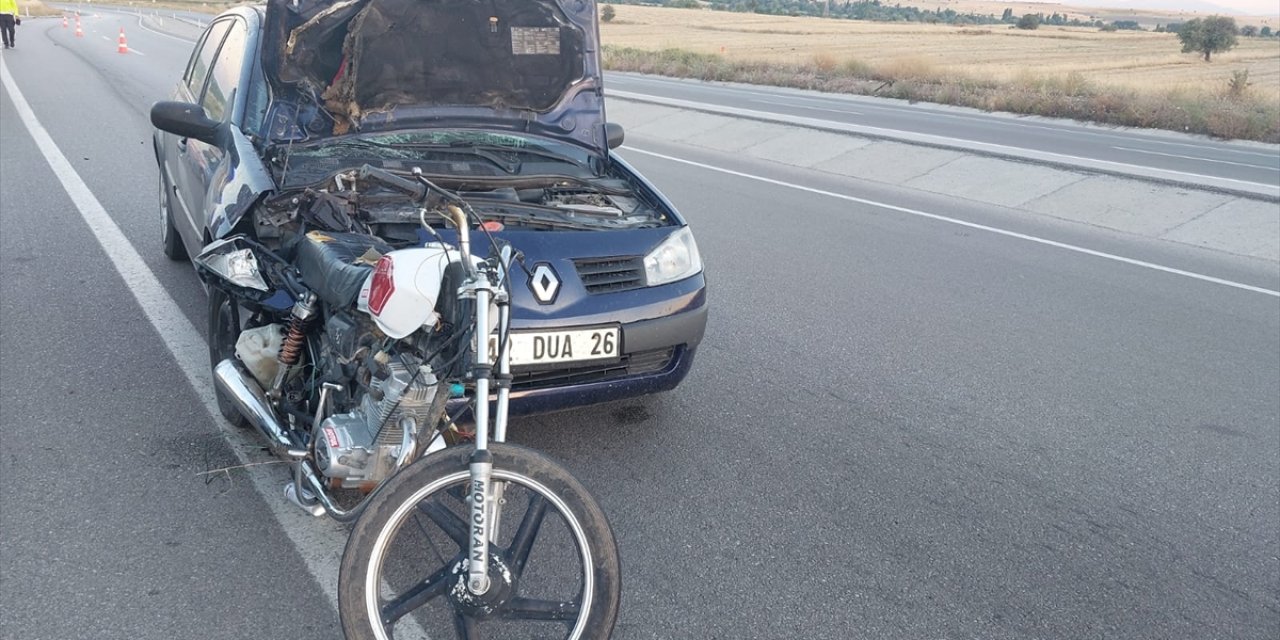 Konya'da otomobil ile çarpışan motosikletin sürücüsü öldü