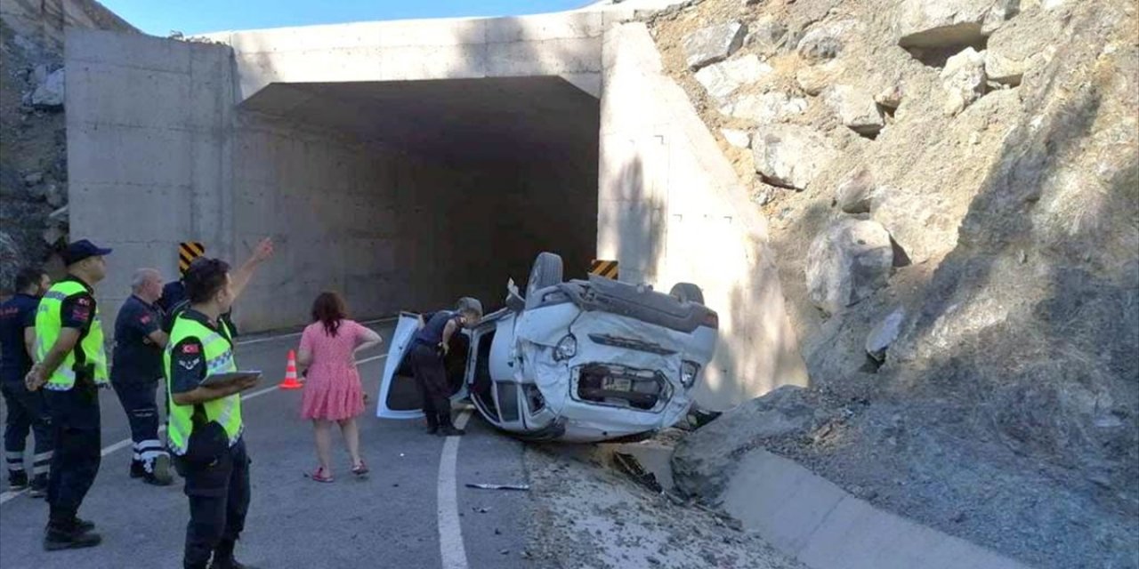 Muğla'da devrilen otomobilin sürücüsü hayatını kaybetti