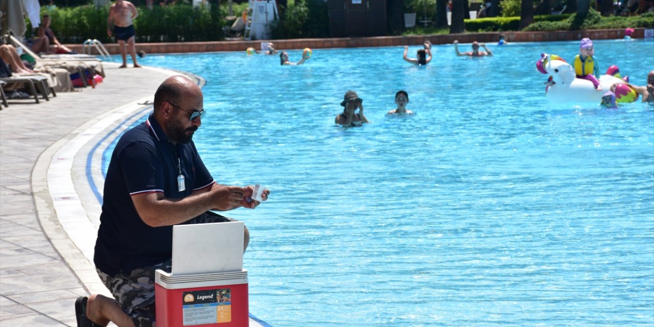 Antalya’daki 5 bin 300 havuzun hijyen denetimi yapıldı