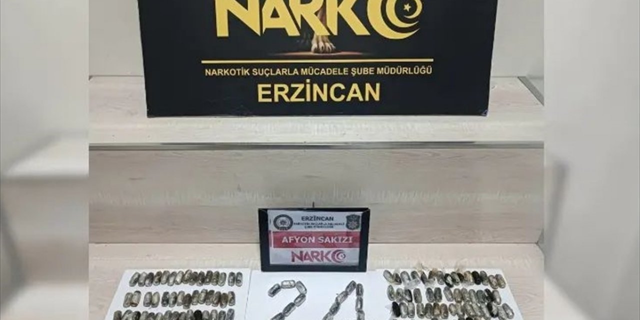 Erzincan'da midelerinde uyuşturucu tespit edilen İran uyruklu 2 zanlı tutuklandı