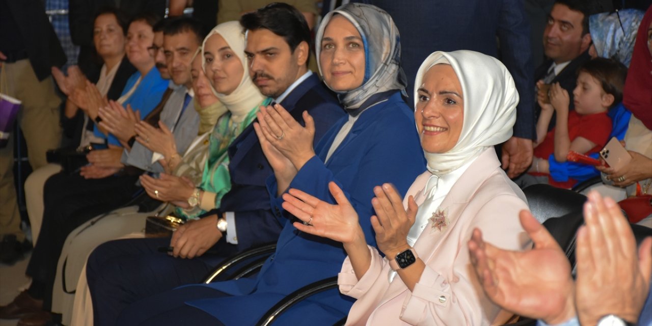 Aile ve Sosyal Hizmetler Bakanı Göktaş, 16. Emirdağ Gurbetçi Festivali'nde konuştu: