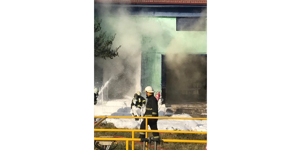 Bolu'da elektrik trafosunda çıkan yangın söndürüldü