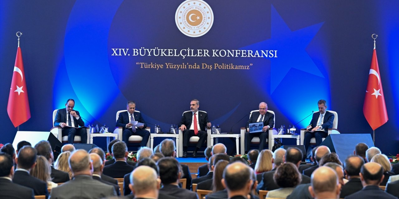 14. Büyükelçiler Konferansı kapsamında "Türkiye Yüzyılı'nda Güvenlik Paneli" düzenlendi