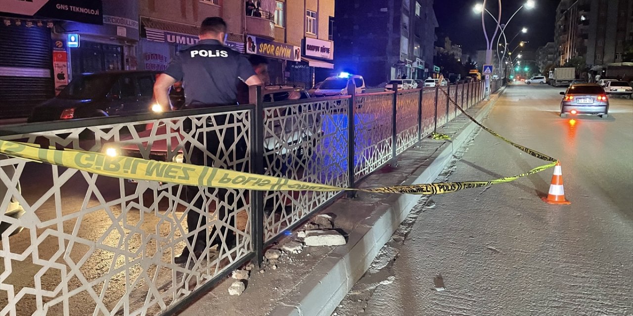 Elazığ'da çay ocağına düzenlenen silahlı saldırıda 6 kişi yaralandı