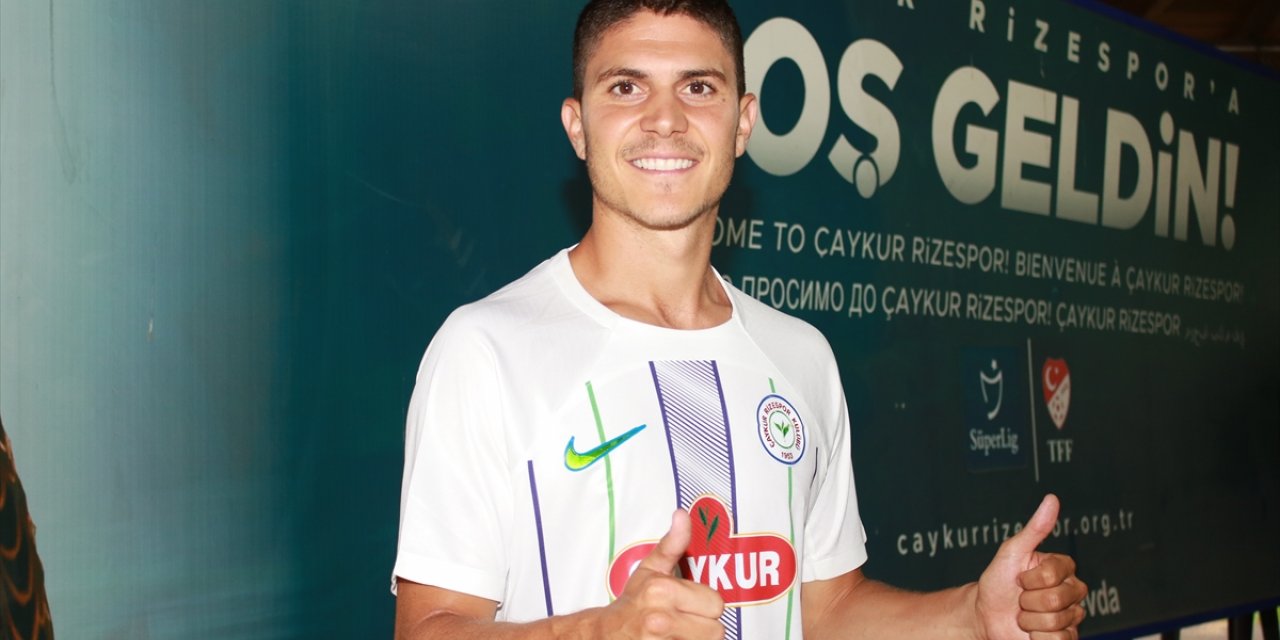 Çaykur Rizespor, İspanyol hücum oyuncusu Oscar Pinchi'yi transfer etti