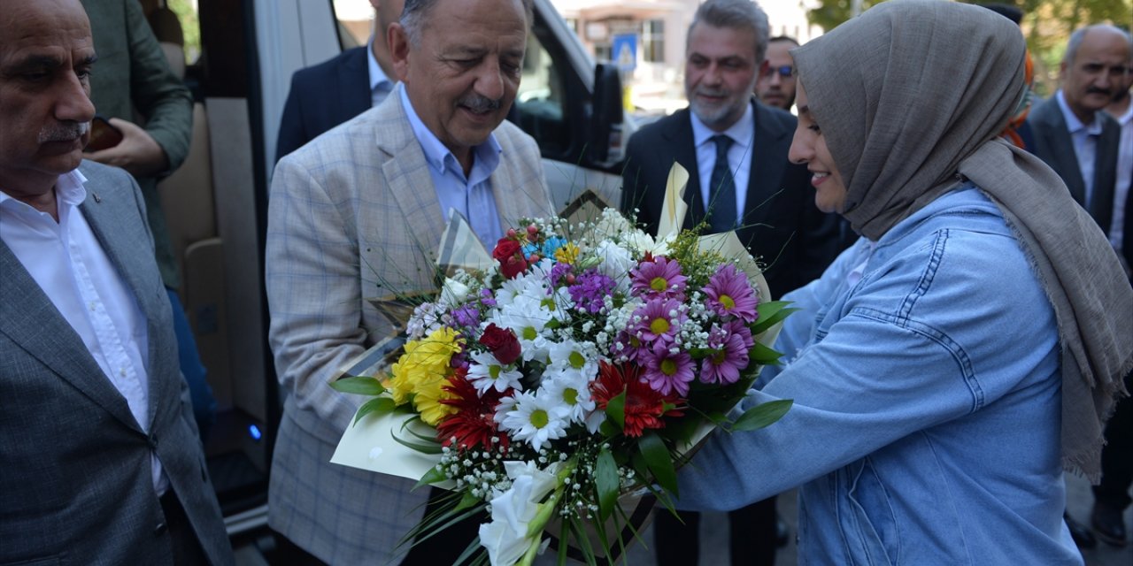 Bakan Özhaseki, Kahramanmaraş Kentsel Dönüşüm Toplu Temel Atma Töreni'nde konuştu: