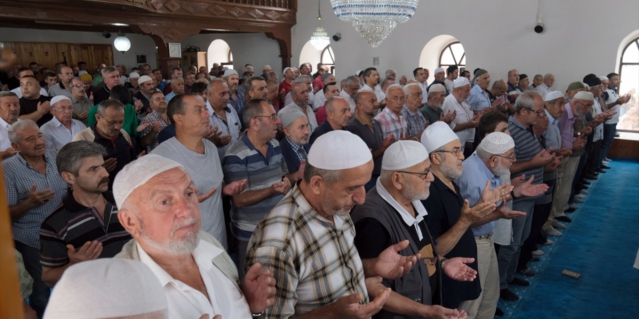 Sel felaketinin yaşandığı Bozkurt'ta hayatını kaybedenler anıldı