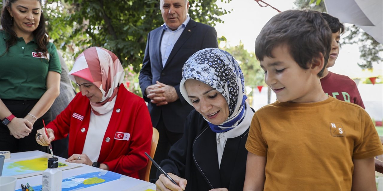 Bakan Göktaş Türk Kızılay Heybeliada Gençlik Kampı'nın kapanışında konuştu: