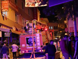 Burdur'da öğrenci pansiyonunda yangın paniği