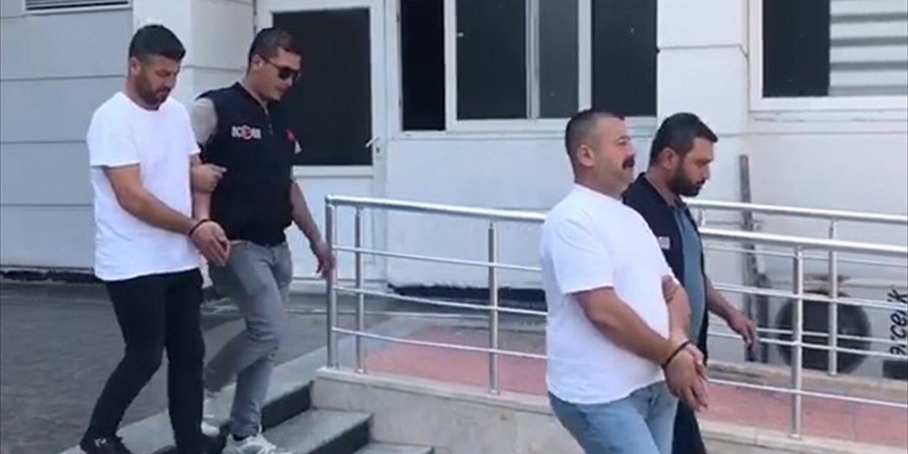 Mersin'de tefecilik operasyonunda yakalanan 2 zanlı tutuklandı