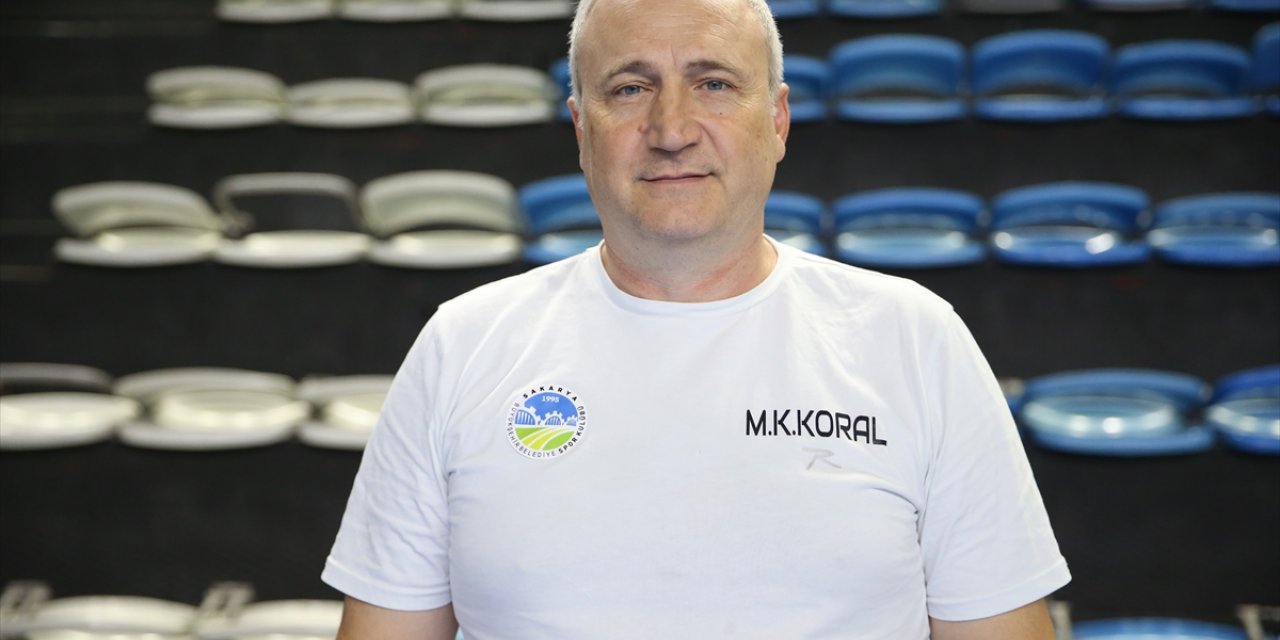 Sakarya Büyükşehir Belediyespor Erkek Hentbol Takımı şampiyonluğa oynayacak