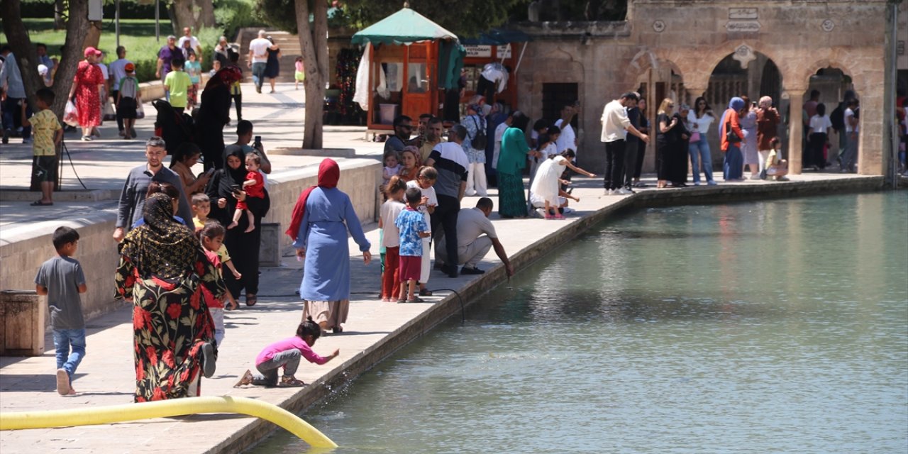 Şanlıurfa'da sıcak hava etkisini sürdürdü