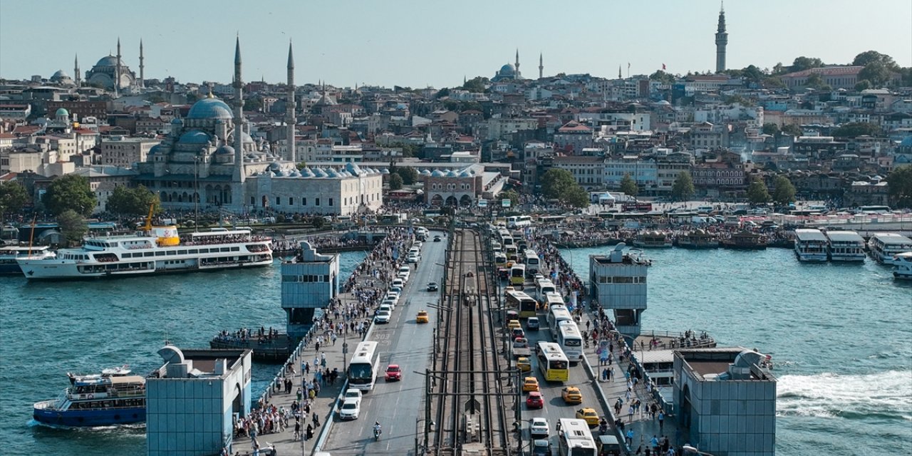 Galata Köprüsü'nde yenileme çalışmasının ilk etabı bu gece başlayacak