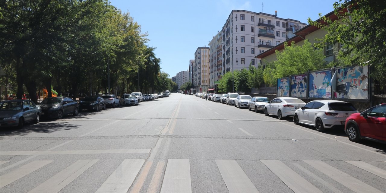 Termometreler Şırnak'ta 48, Diyarbakır'da 44, Batman'da 42 dereceyi gösterdi