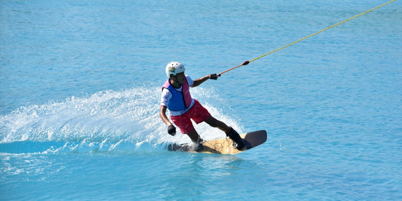 Kablolu Wakeboard Gençler ve Büyükler Türkiye Şampiyonası, Kayseri'de sona erdi