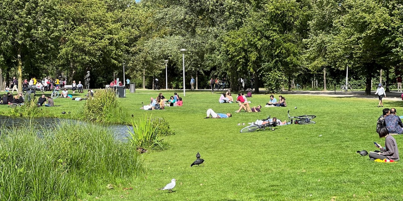 DOSYA HABER/AVRUPA'NIN PARKLARI - Amsterdam'ın "hiç uyumayan" parkı: Vondelpark