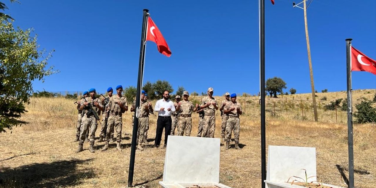 Tunceli'de terör şehitleri dualarla anıldı