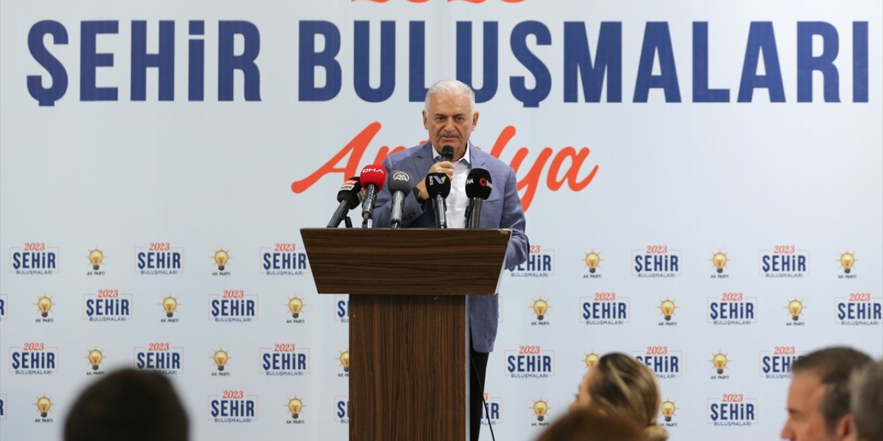 AK Parti Genel Başkanvekili Yıldırım, Antalya'da tarım sektörü temsilcileriyle buluştu: