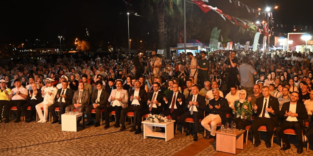 Marmara Depremi’nde hayatını kaybedenler Gölcük'te anıldı