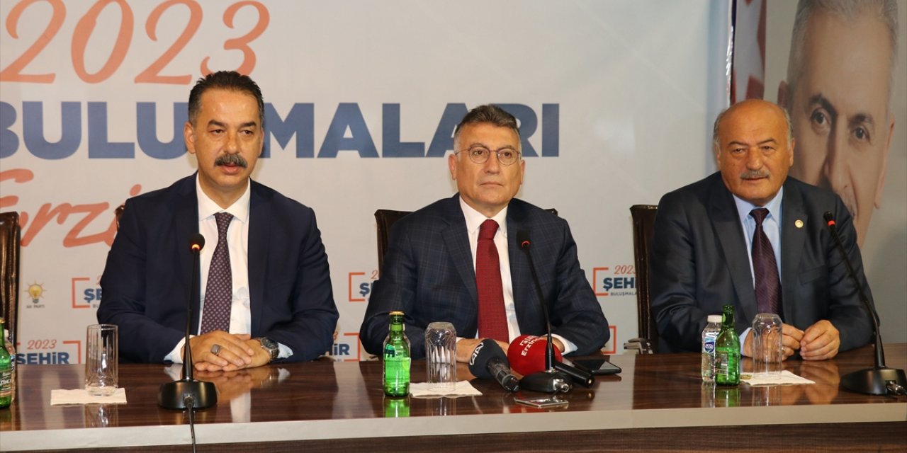 AK Parti'li Abdullah Güler Erzincan'da partililerle buluştu: