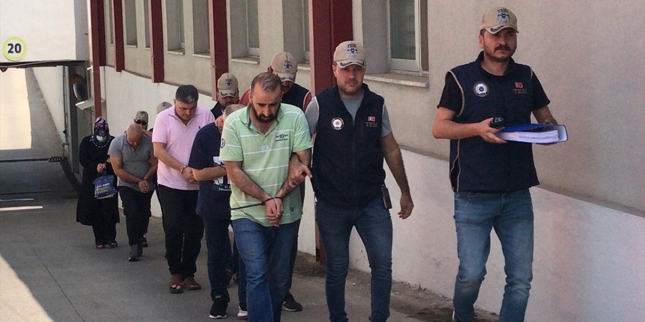 Adana merkezli PKK/KCK operasyonunda yakalanan 5 zanlıdan 1'i tutuklandı